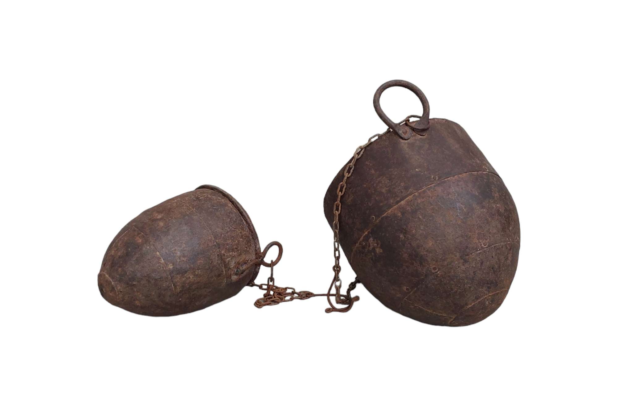 ANTIQUE IRON HANGING POT