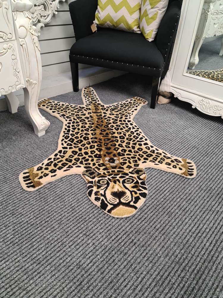 Wool Leopard Rug (Hand Made)