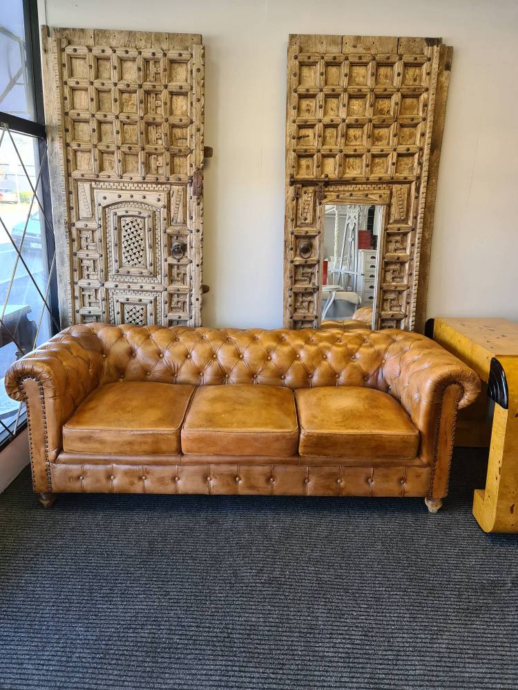 Worcester THREE SEATER LEATHER SOFA