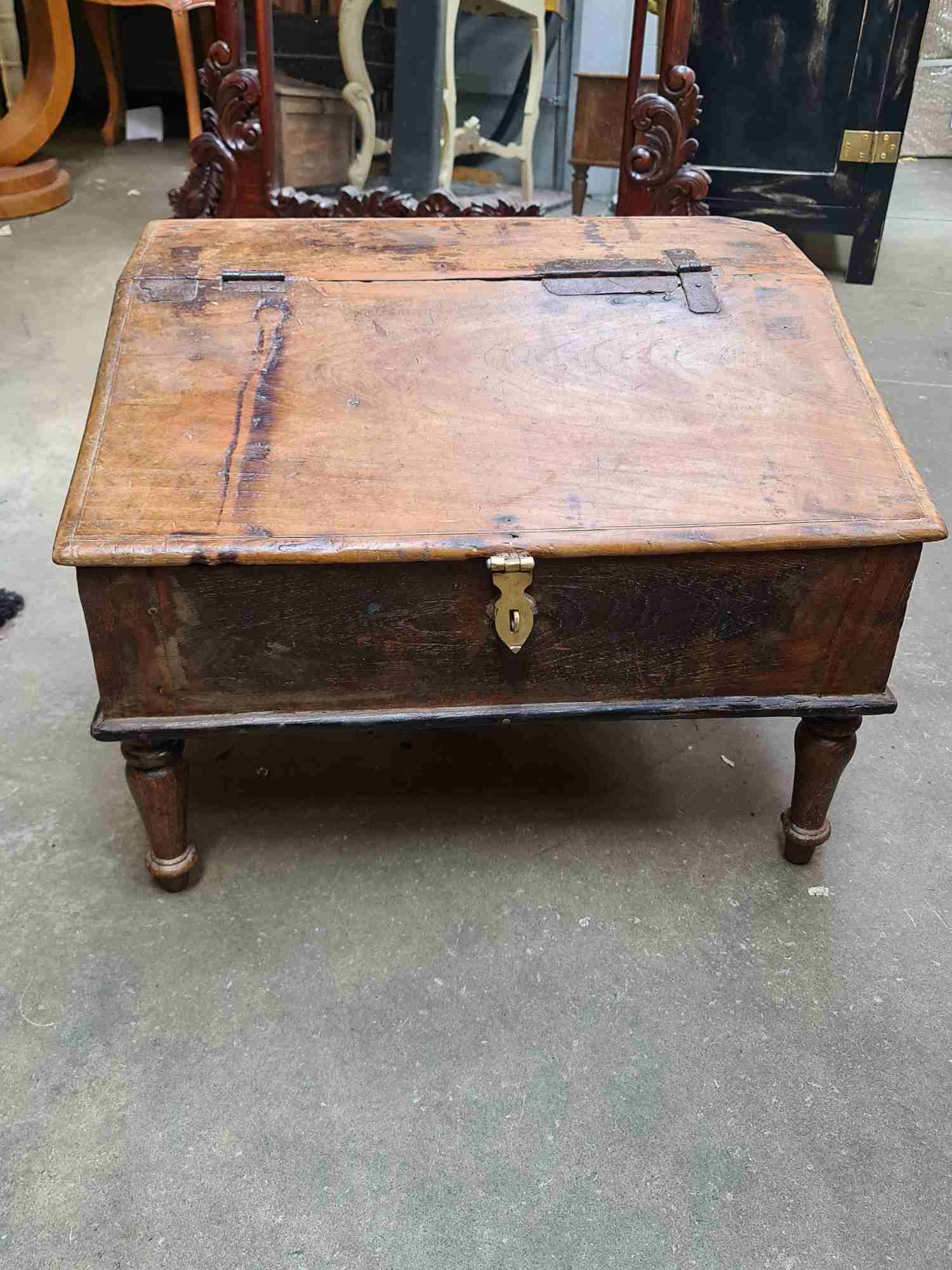 ANTIQUE JEWELLERS DESK