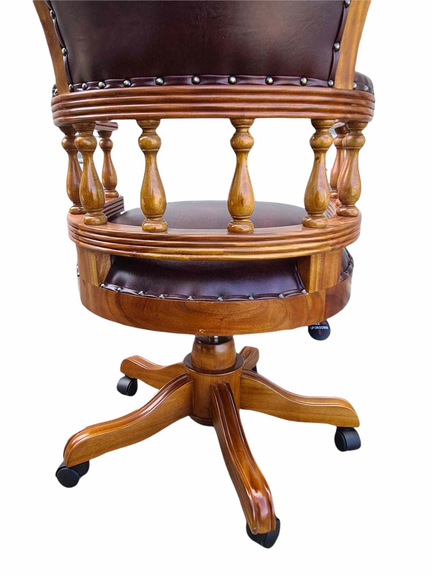 EXECUTIVE VICTORIAN OFFICE CHAIR