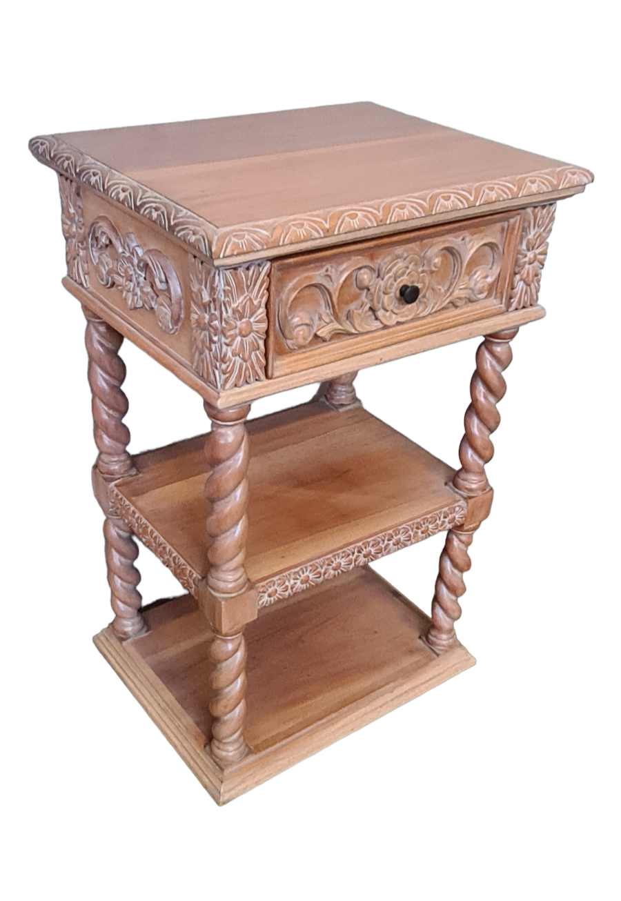 TORUS FRENCH NIGHTSTAND