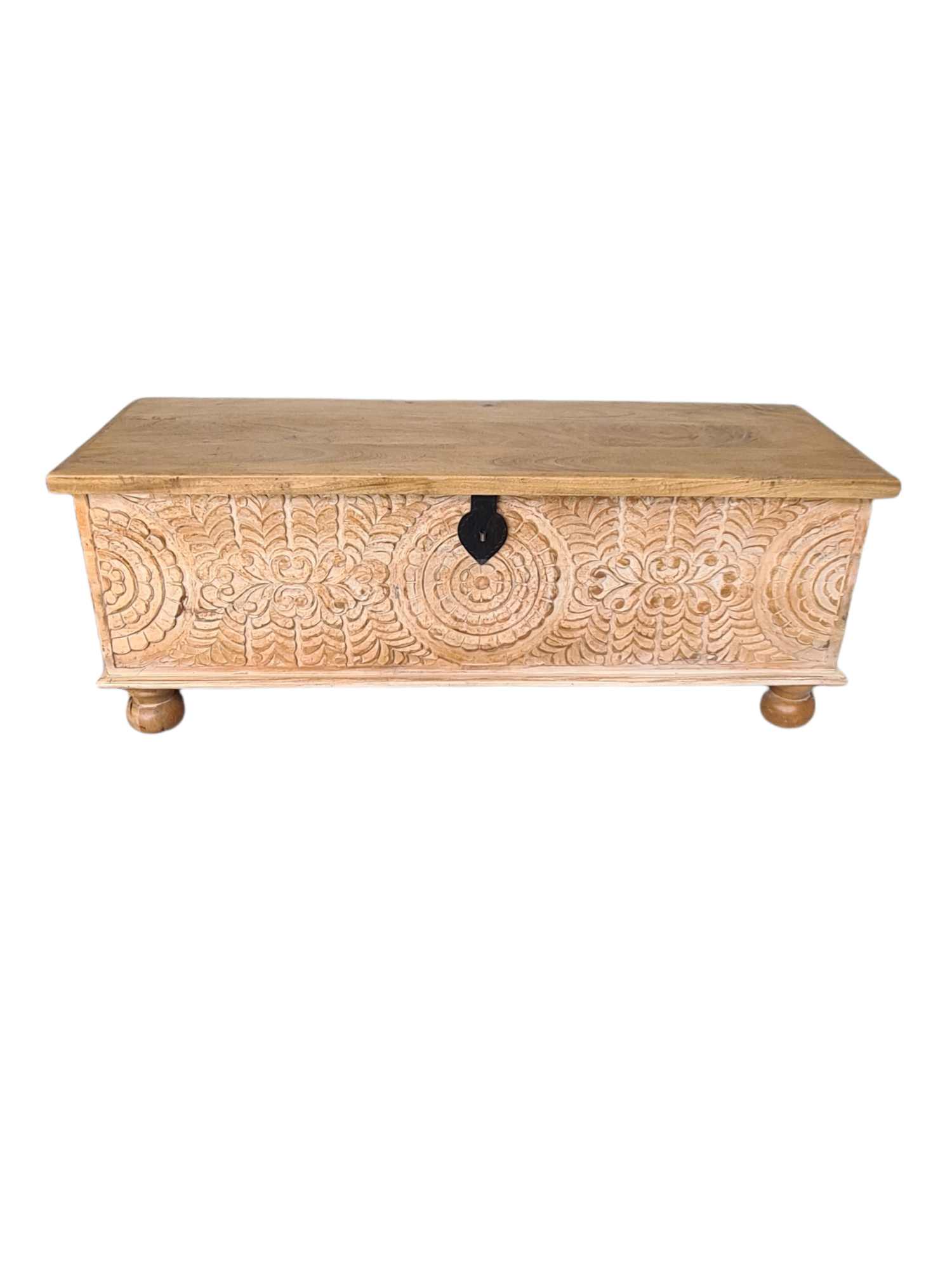 INDORE CARVED INDIAN TRUNK