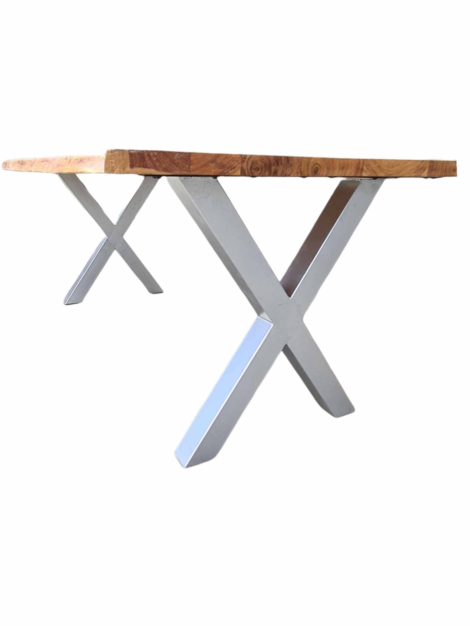 SEATTLE INDUSTRIAL DINING TABLE
