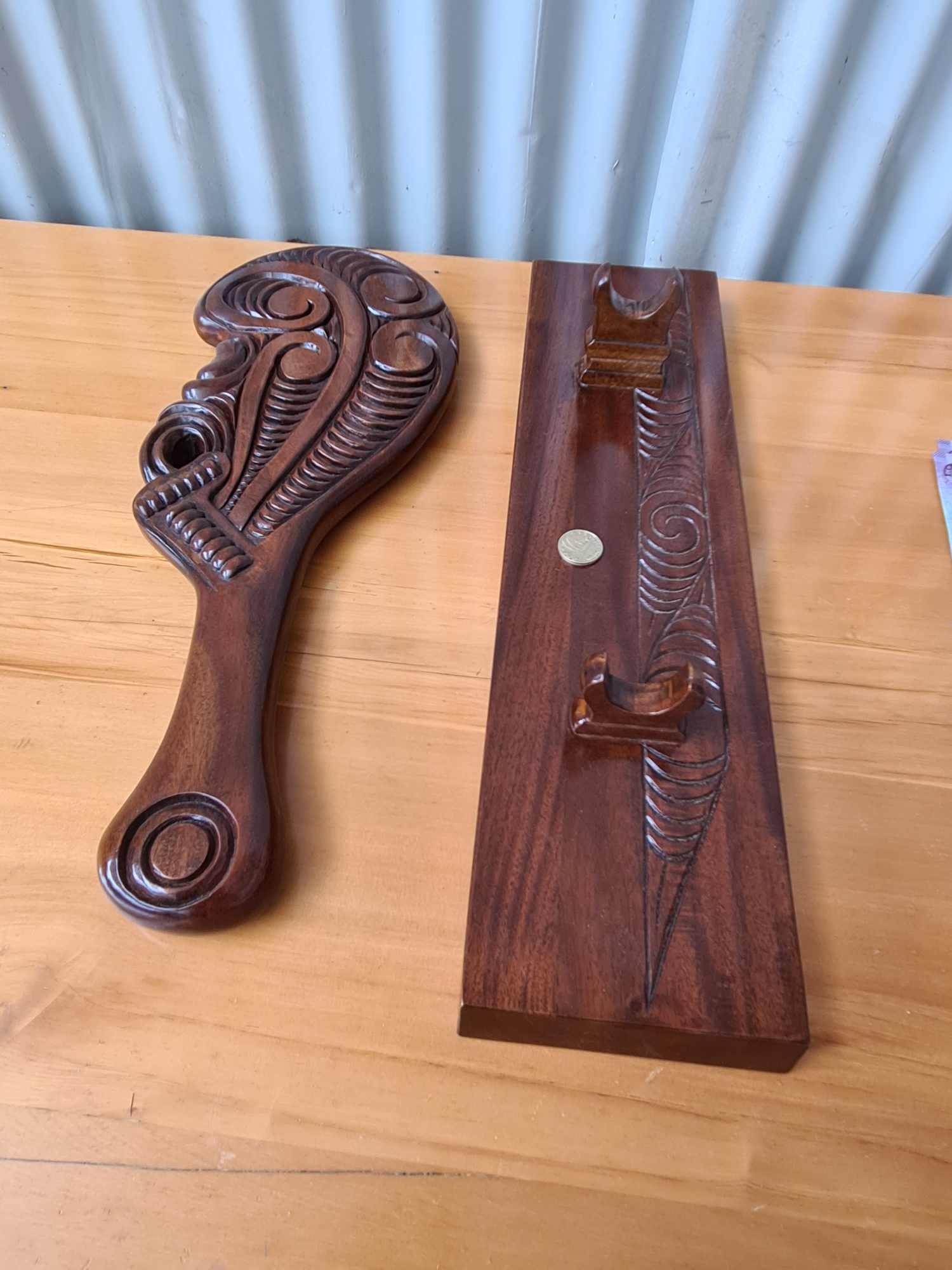 MAORI PATU WITH STAND