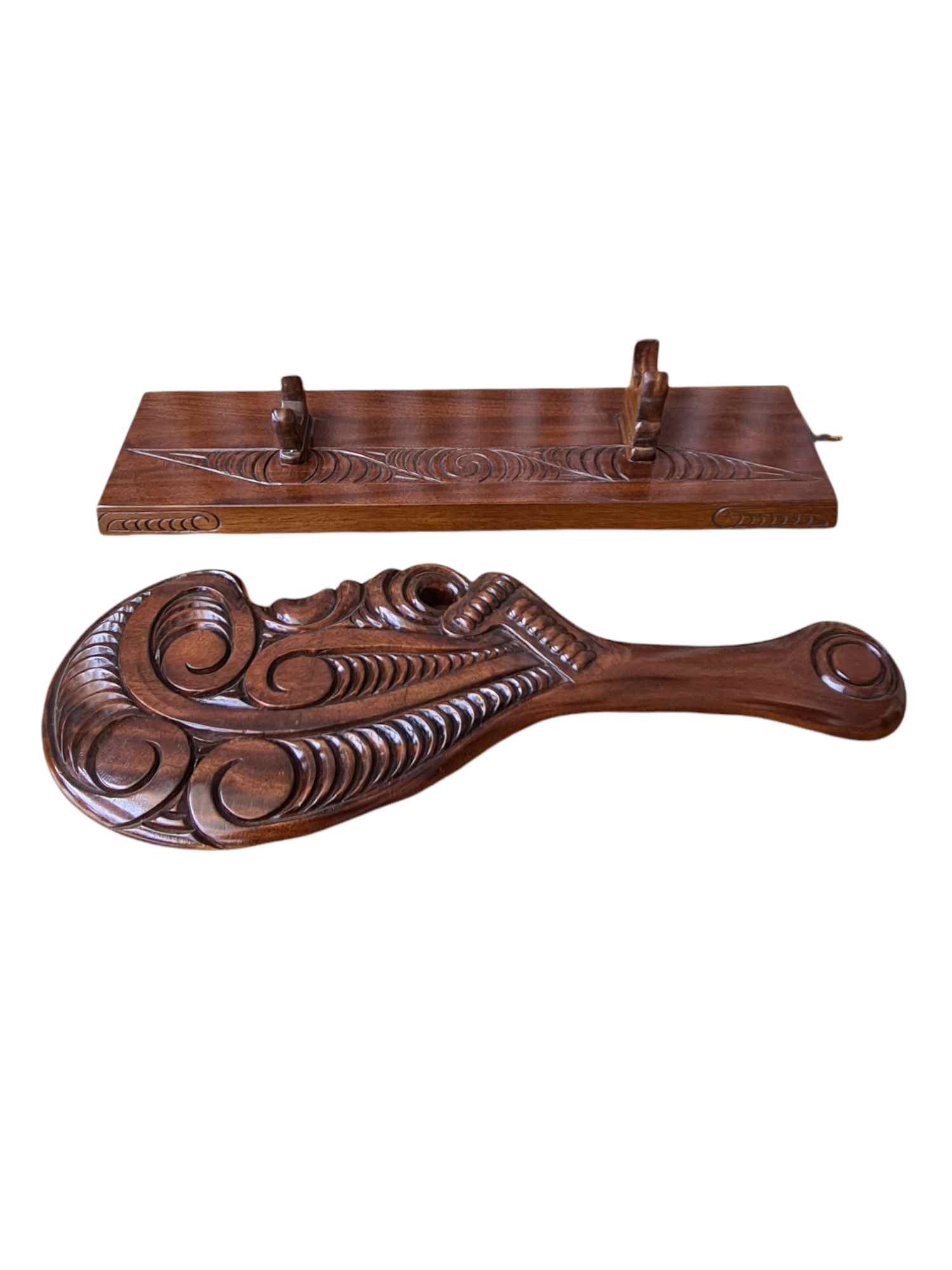 MAORI PATU WITH STAND