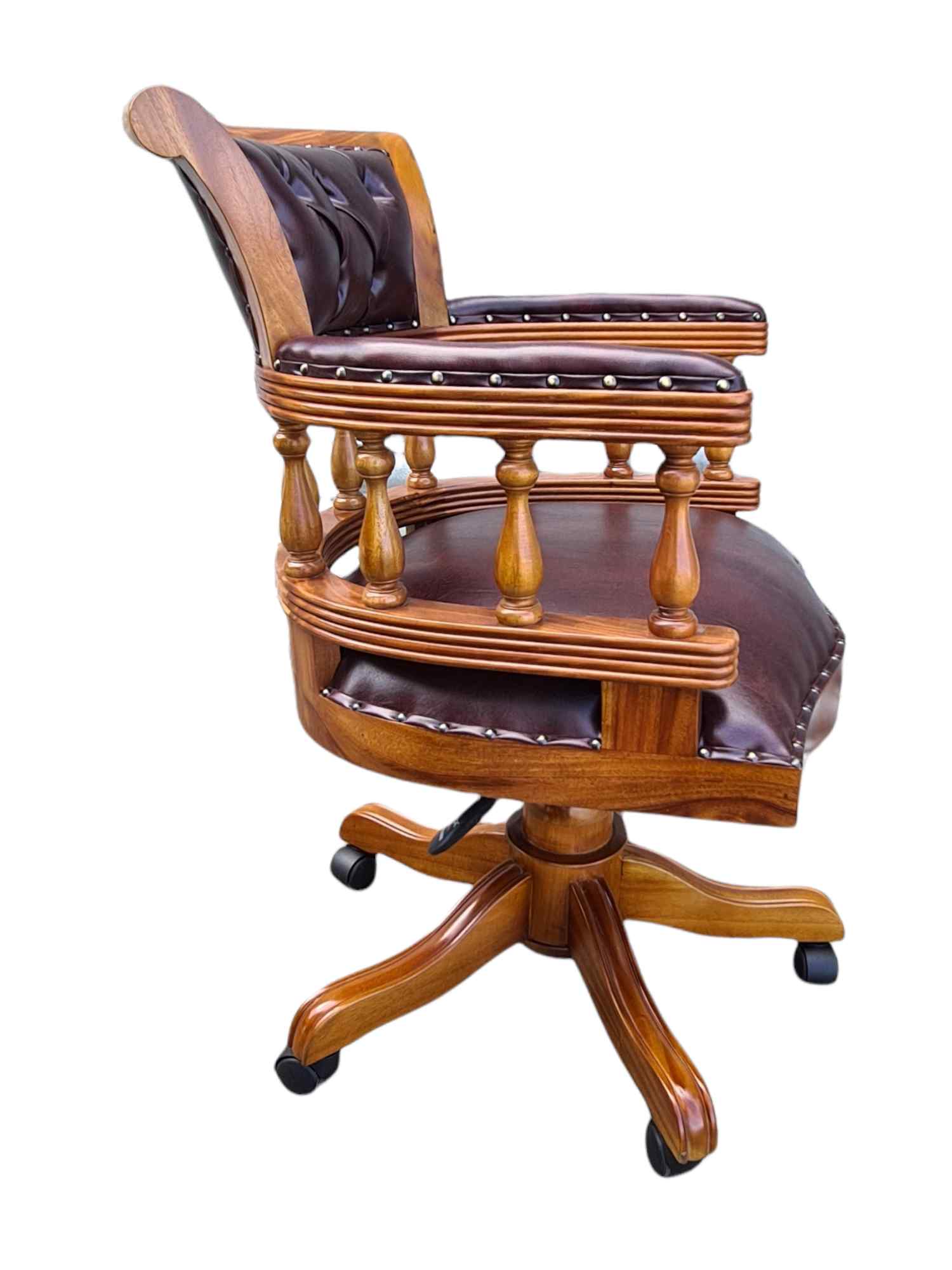 EXECUTIVE VICTORIAN OFFICE CHAIR