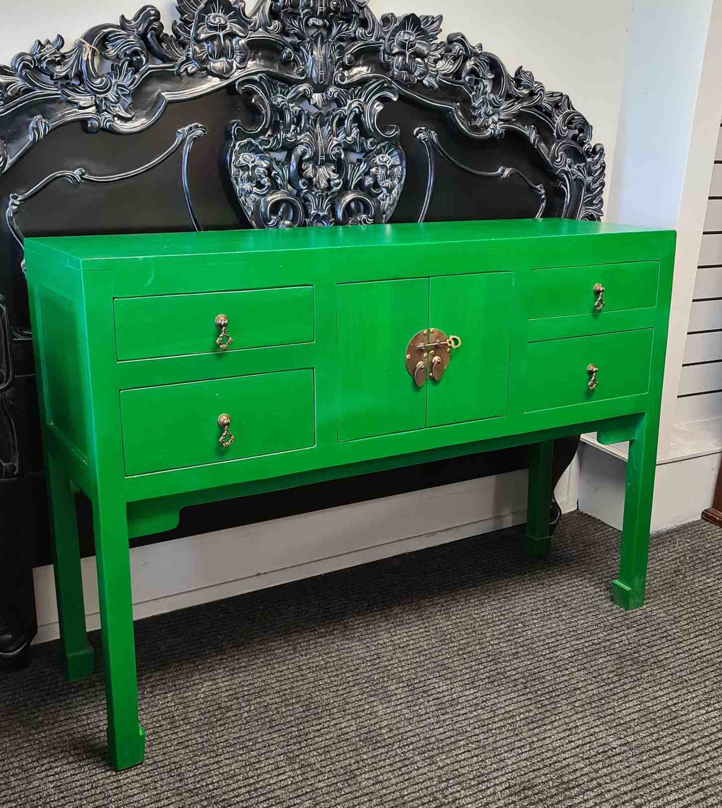 Ningbo Oriental Console