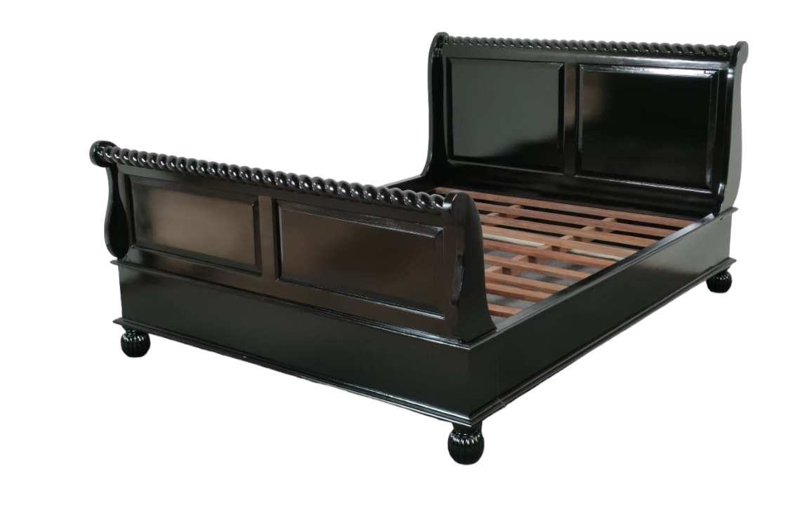 TWISTED SLEIGH BED