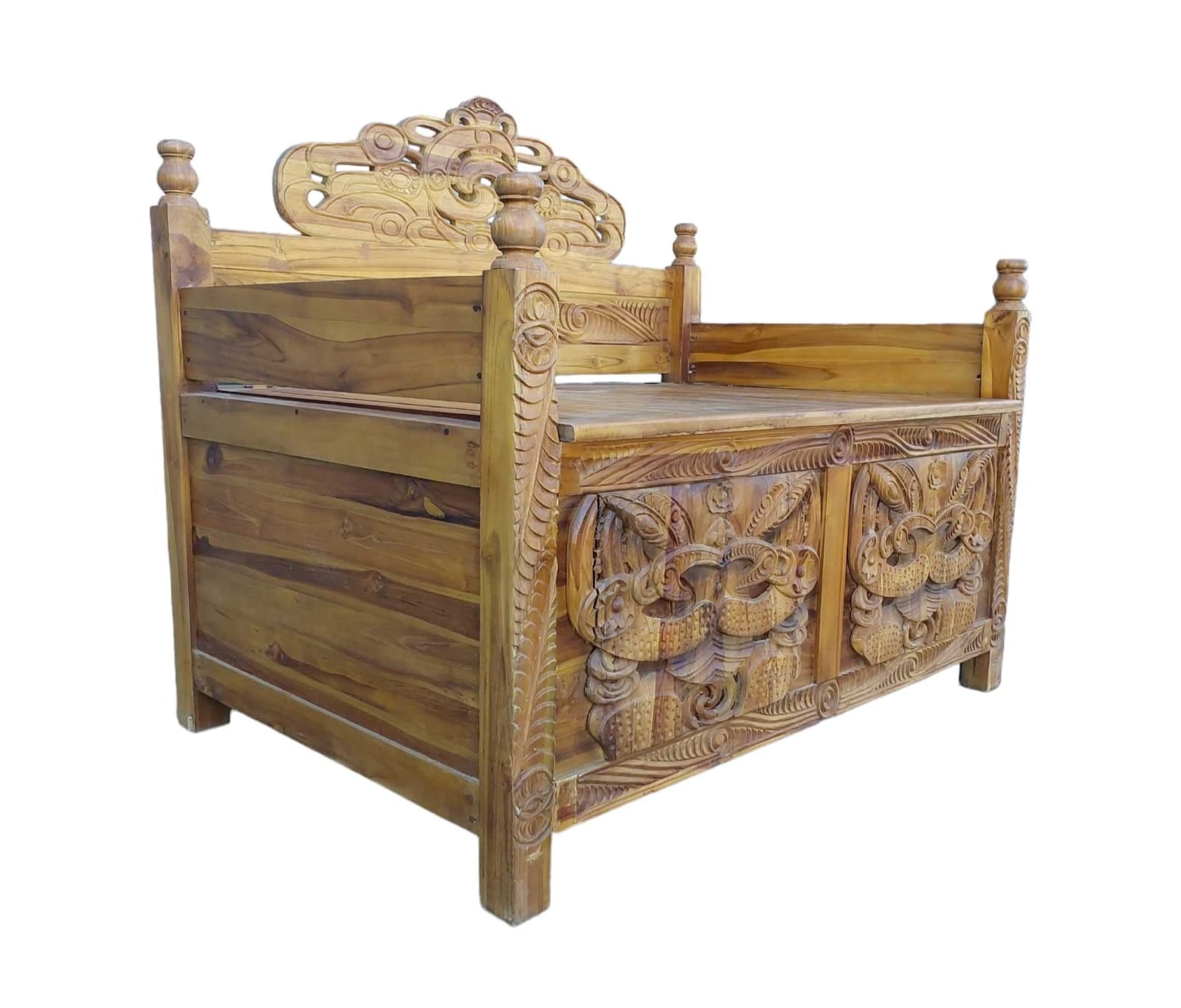 LARGE MAORI STORAGE BENCH