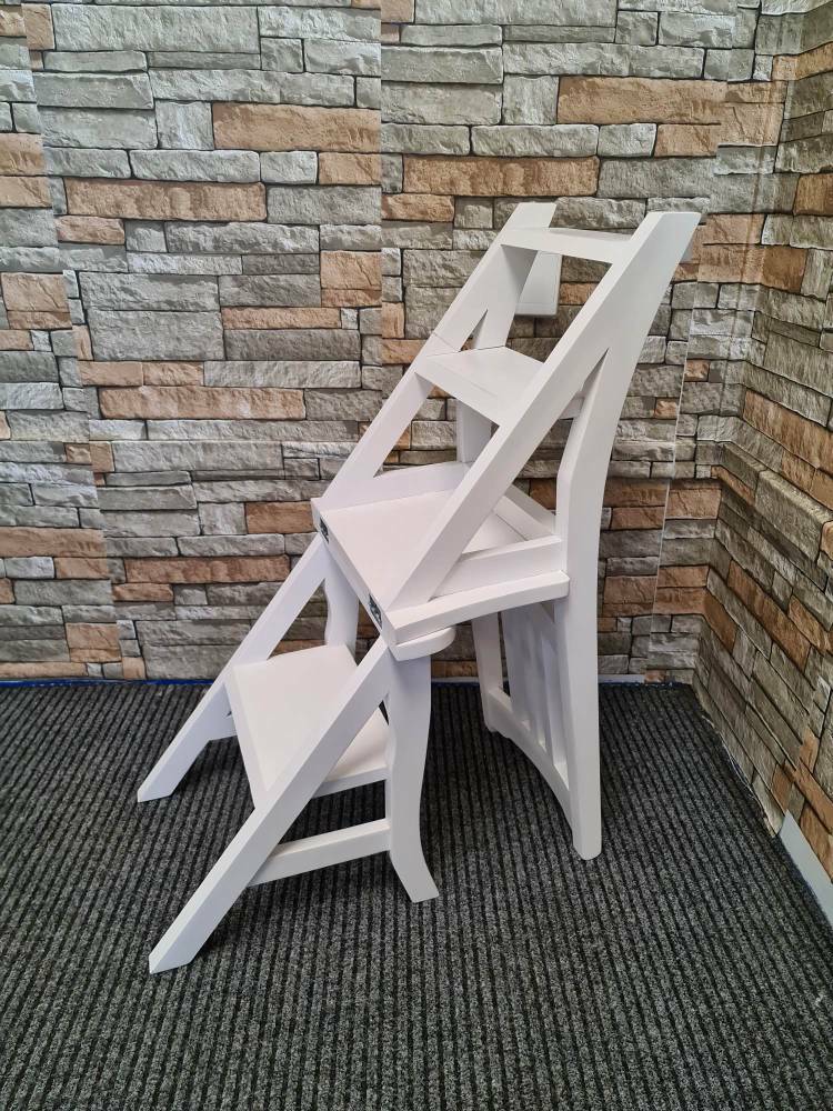 LIBRARY LADDER CHAIR