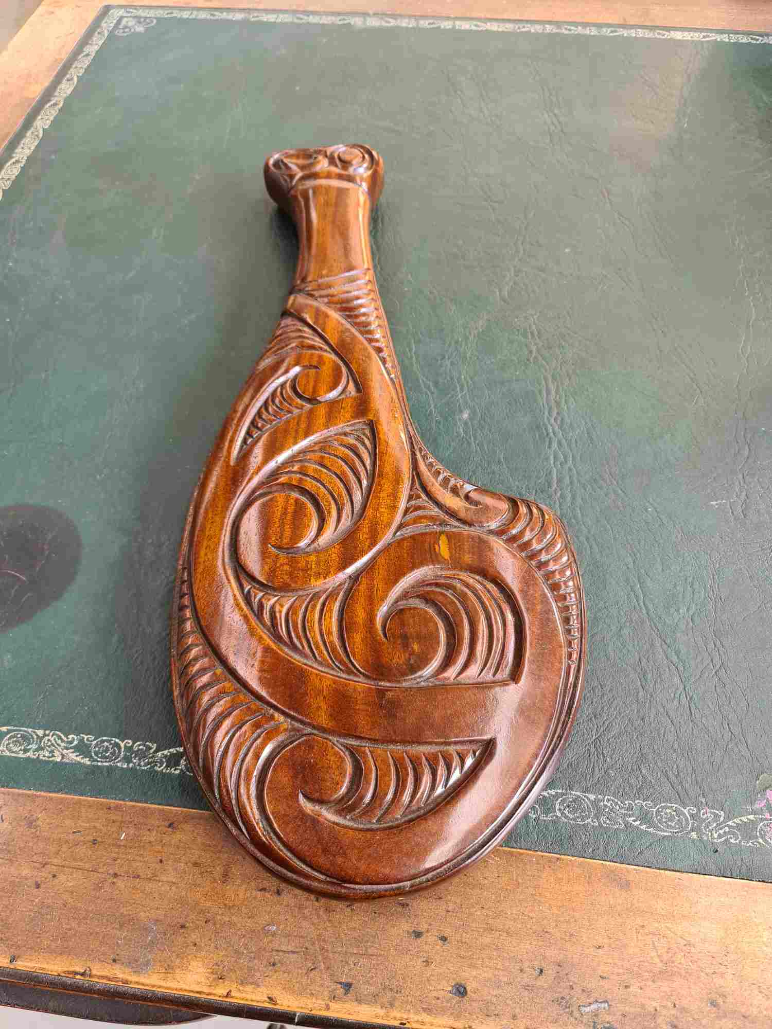 Moana wood carved Maori Patu