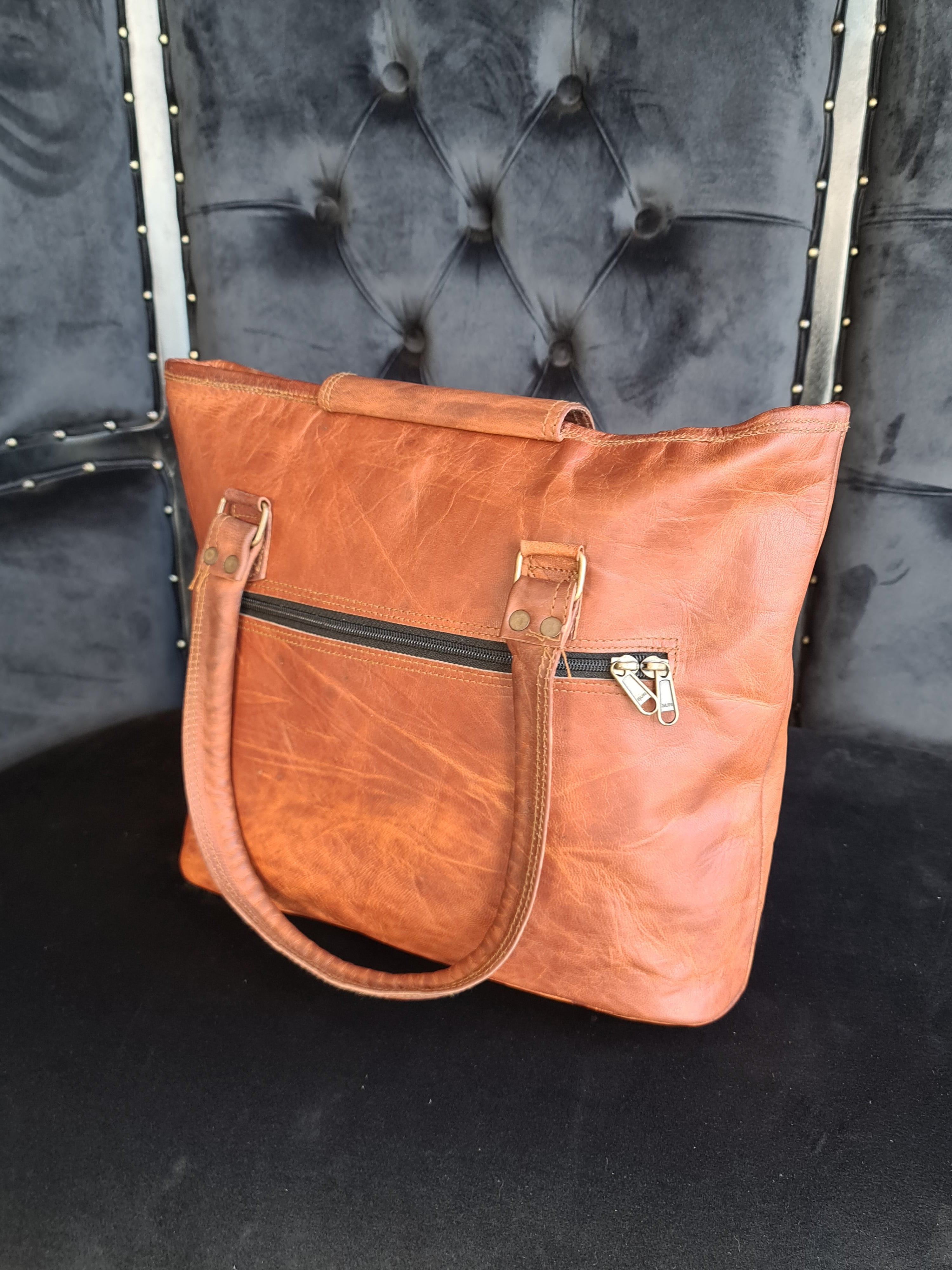 Bella Leather Hand bag