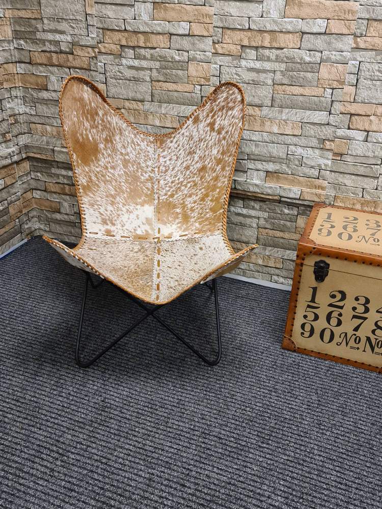 ROCHEFORT BUTTERFLY CHAIR