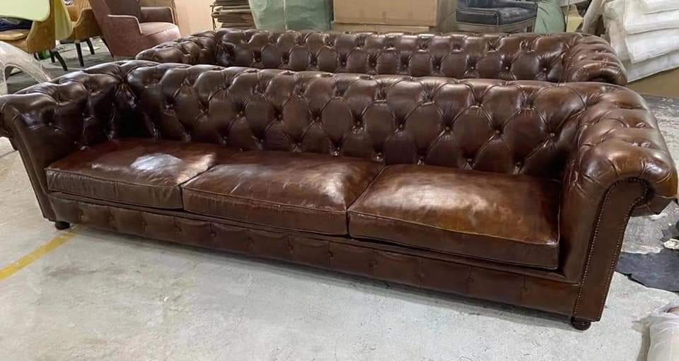 Glasgow Four seater Chesterfield sofa