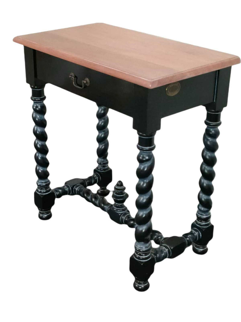 LARIAN TWISTED HALL TABLE