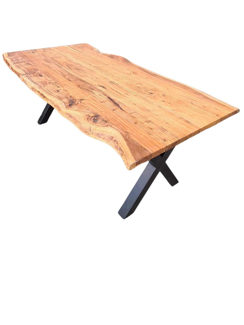 SEATTLE INDUSTRIAL DINING TABLE