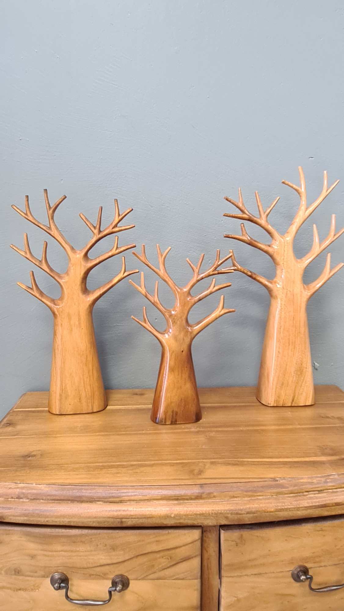 WOODEN JEWELLERY TREE