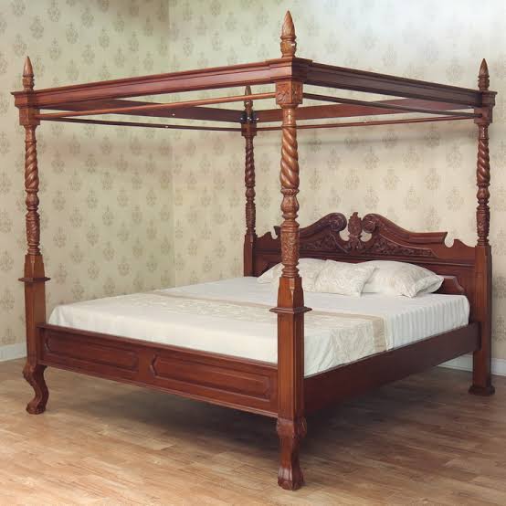 KING GEORGE POSTER BED