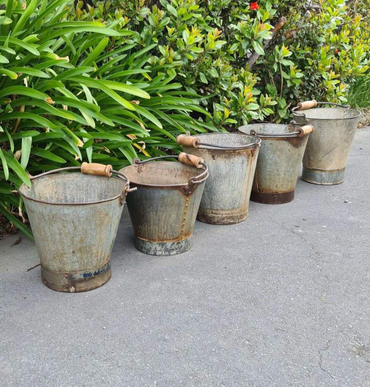 Vintage water Bucket