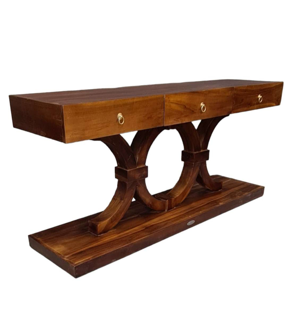 CHANEL CONSOLE