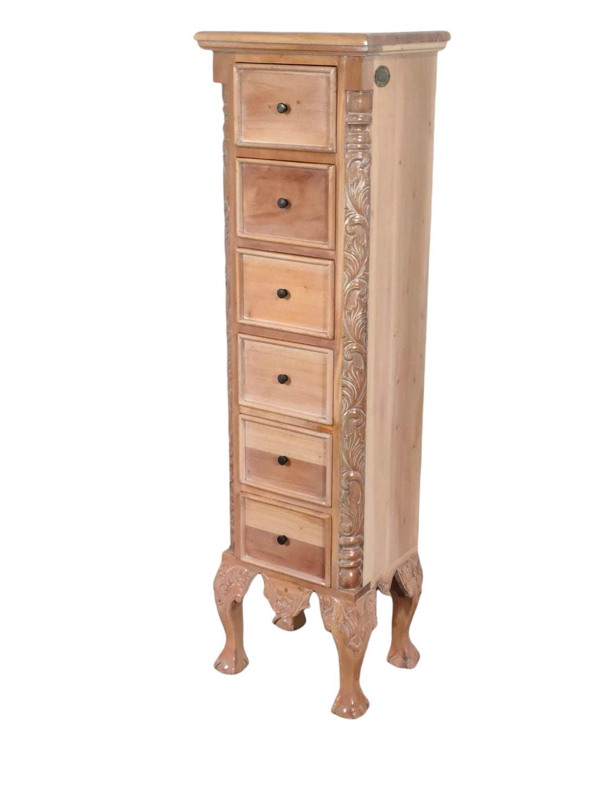 Chippendale Lingeri Chest